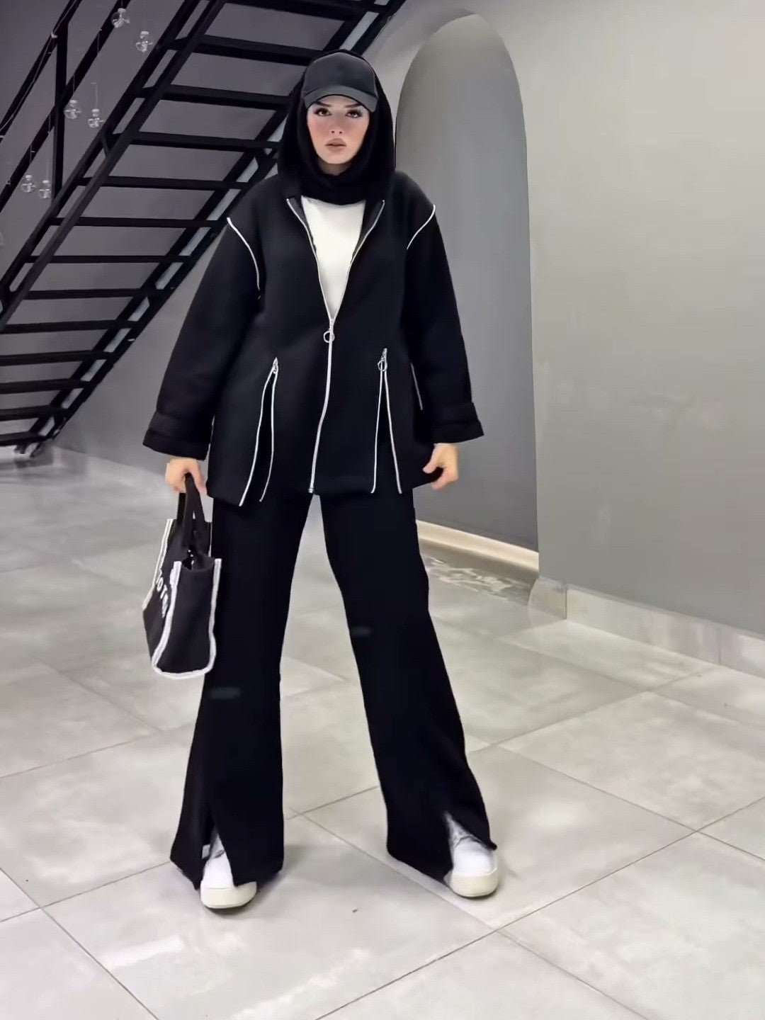 طقم إسطنبول — جاكيت وبنطلون شارلستون — أسود